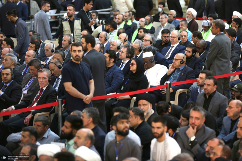 حضور شخصیت‌های سیاسی و مسئولان کشوری و لشکری در مراسم سالگرد ارتحال حضرت امام خمینی (س) -3