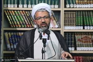 رونمایی از کتاب های «المکاسب المحرمه» و«ملحق العروه الوثقی» تالیف آیت الله العظمی صانعی(ره)