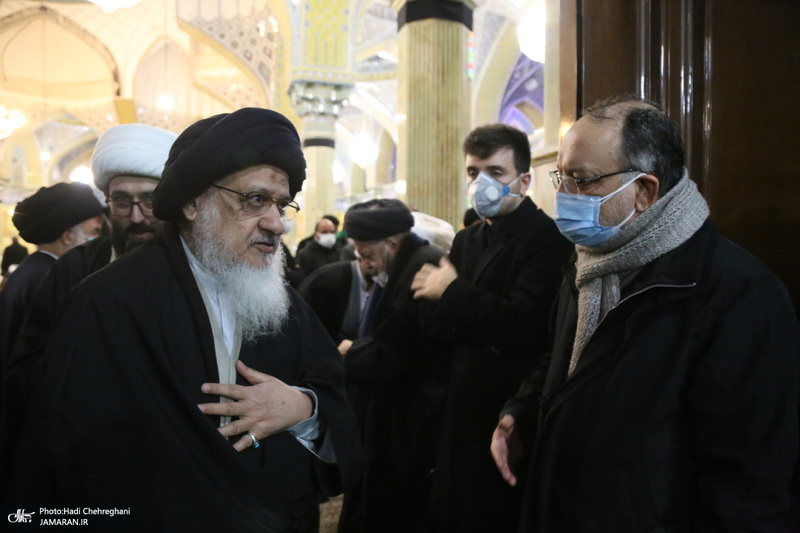 حضور مراجع و علما در مسجد امام حسن عسکری(ع) در پی ارتحال آیت الله العظمی صافی(ره)