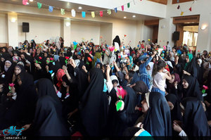 مراسم بزرگداشت روز دختر در بیت تاریخی حضرت امام در خمین