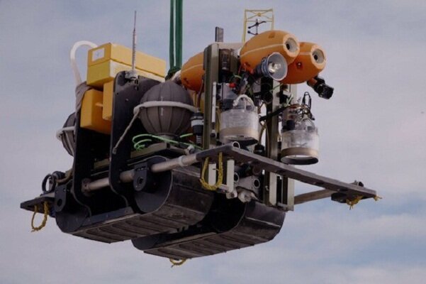 تولید ربات ویژه جمع‌آوری اطلاعات از عمق دریا
