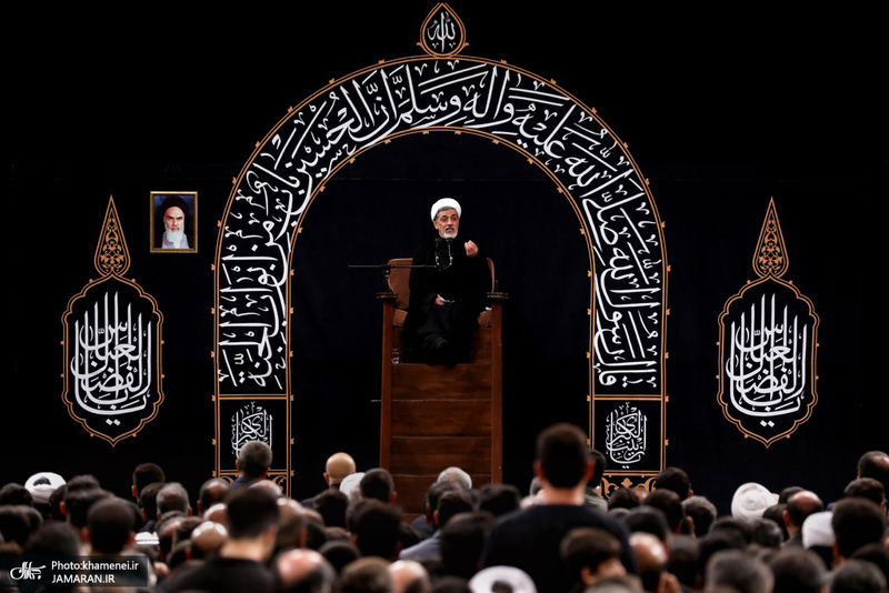 آخرین شب مراسم عزاداری حضرت اباعبدالله الحسین (ع) در حسینیه امام خمینی