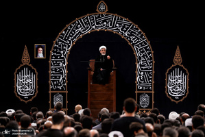 آخرین شب مراسم عزاداری حضرت اباعبدالله الحسین (ع) در حسینیه امام خمینی