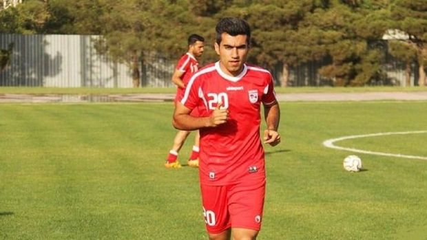 یک بازیکن جدید به فولاد پیوست
