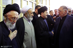 مراسم تشییع آیت الله سید مهدی امام جمارانی (ره) از حسنیه جماران-2