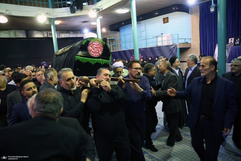 مراسم تشییع مرحوم آیت الله آقای حاج شیخ حسین هاشمیان در حسینیه جماران -2