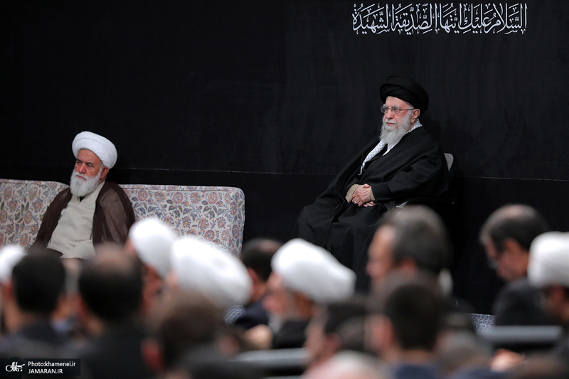 اولین شب مراسم عزاداری حضرت فاطمه‌زهرا (س) در حسینیه امام خمینی