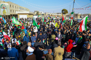 راهپیمایی باشکوه 22 بهمن در قم