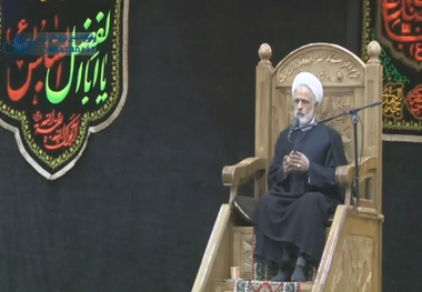 مجید انصاری: والله امروز هرکس که احتکار کند مانند آن است که شب عاشورا آب دارد ولی به روی فرزندان حرم سیدالشهداء(ع) احتکار کرده باشد