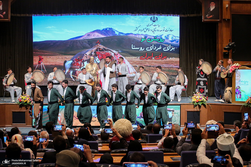 آیین گرامیداشت روز ملی روستا و عشایر