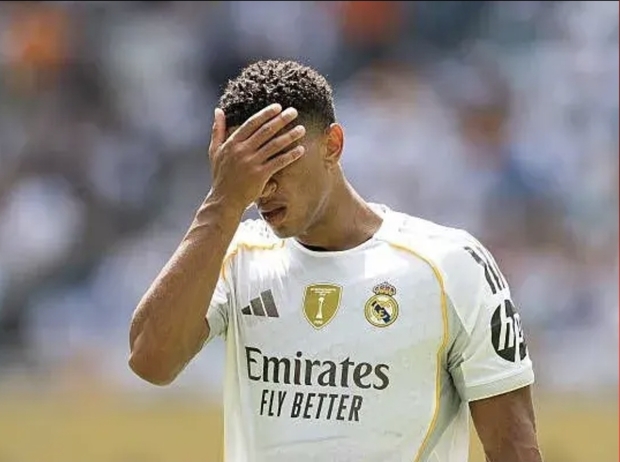 بی ادبی دوباره جود بلینگام به داور