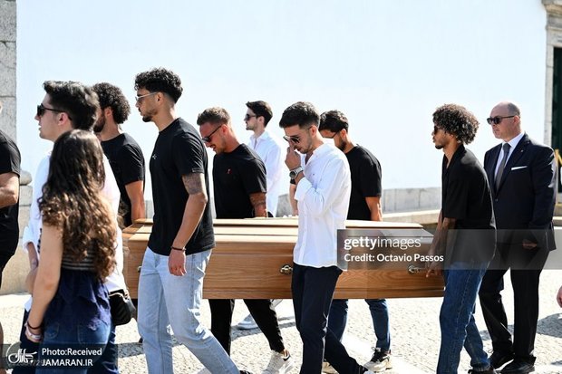 رفتار عجیب دیاس و خشم لیورپولی ها؛ او را اخراج کنید!