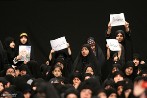 مراسم عزادارای شب عاشورا با حضور رهبر انقلاب اسلامی