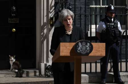 نخست وزیر انگلیس: نمی توان فقط با عملیات نظامی، تروریسم را نابود کرد