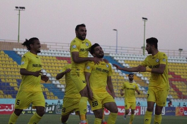 بیانیه مشترک کادرفنی و بازیکنان پارس جنوبی جم خطاب به وزیر نفت
