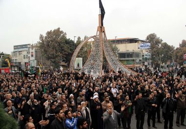 اجتماع بزرگ عزاداران ورامین در تاسوعا برگزار شد