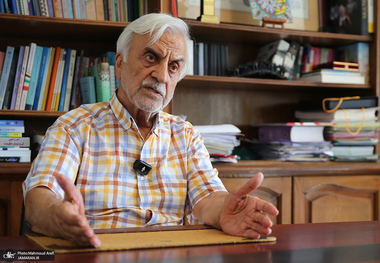 هاشمی طبا: امروز سوار تاکسی بشوید و ببینید مردم چطوری حرف می‌زنند/ مردم نسبت به مسائل کشور آگاهی دارند و مسئولین باید صادقانه با آنها حرف بزنند