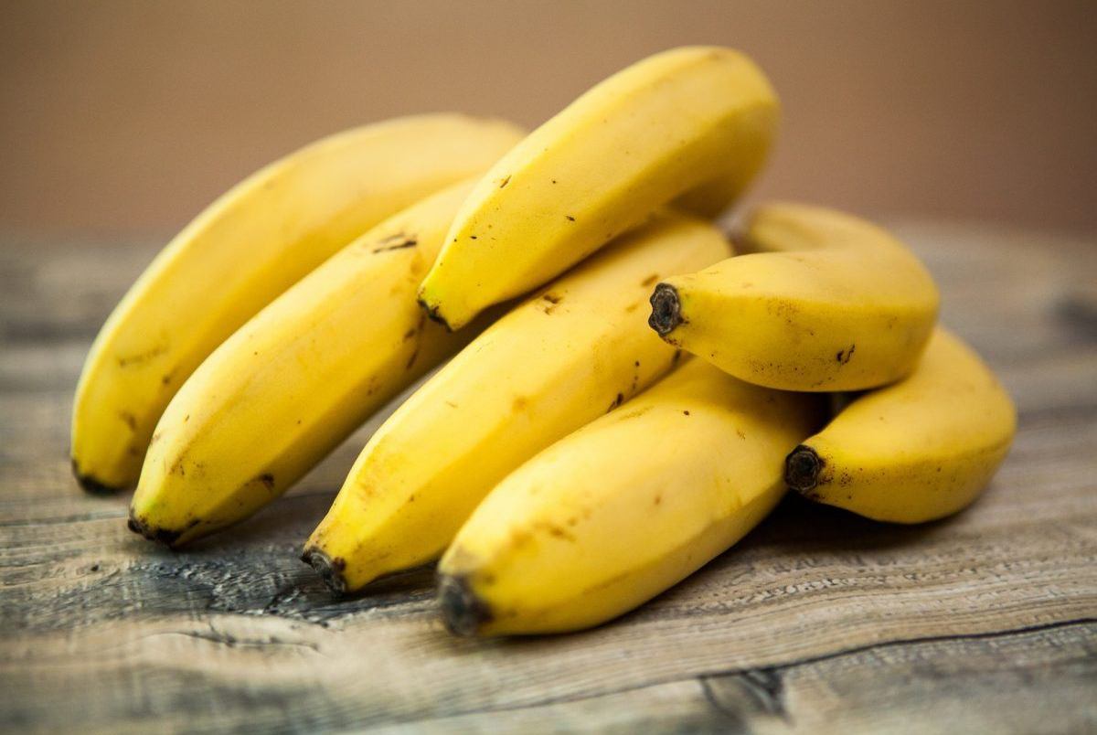 کاهش سوزش معده و سلامت قلب با مصرف این میوه