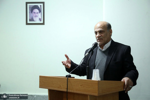 مراسم تجلیل از پژوهشگران برتر پژوهشکده امام خمینی(س) و انقلاب اسلامی