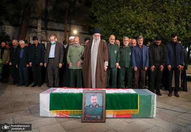 رهبر معظم انقلاب: شهادت، جایزه یک عمر تلاش سید رضی بود/ خدا ان‌شاءالله درجاتش را عالی کند/ خوشا بحالش، یک عمر زحمت و تلاش، آخرش هم جایزه شهادت پروردگار عالم!