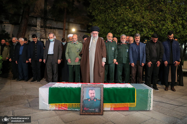 رهبر معظم انقلاب: شهادت، جایزه یک عمر تلاش سید رضی بود/ خدا ان‌شاءالله درجاتش را عالی کند/ خوشا بحالش، یک عمر زحمت و تلاش، آخرش هم جایزه شهادت پروردگار عالم!