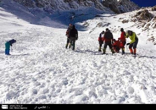 جسد یک کوهنورد در ارتفاعات جاده کرج -چالوس کشف شد
