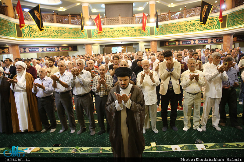 نماز عید فطر در حسینیه شماره 2 جماران 