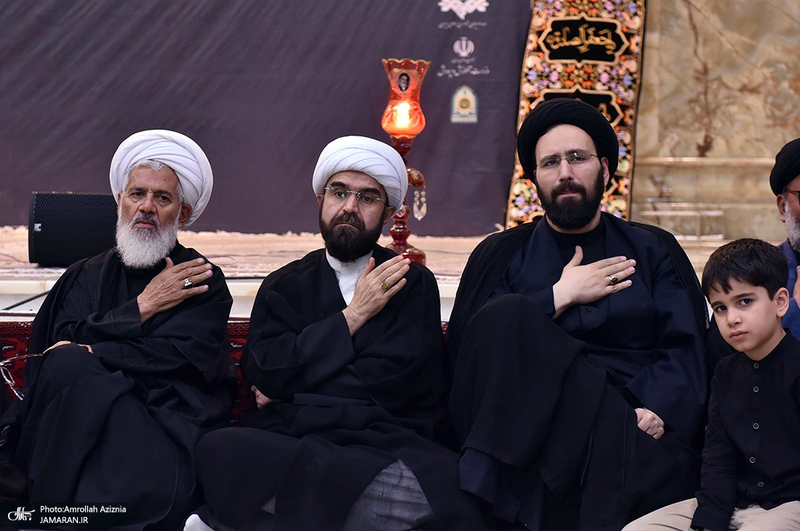 مراسم عزادارای شب عاشورا در حرم مطهر امام خمینی