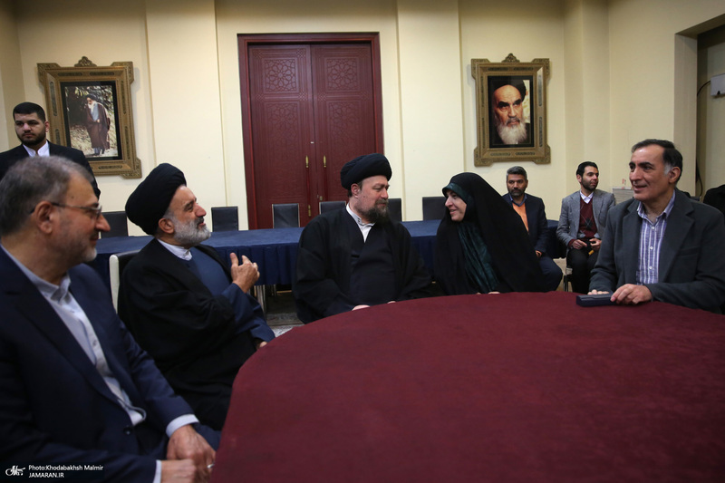 دیدار ئیس بنیاد شهید و جمعی از معانین با سید حسن خمینی