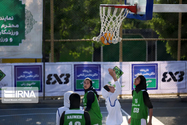 دختران بسکتبالیست هرمزگان به مقام سوم کشوری دست یافتند