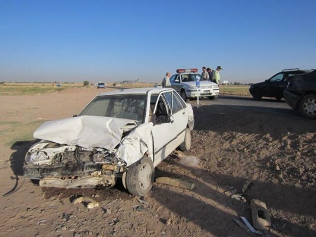 انحراف به چپ خودرو در جاده جهرم 2 کشته داشت