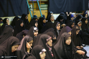 بازدید جمعی از دانشجویان فعال فرهنگی سیاسی و اجتماعی دانشگاه های استان هرمزگان از بیت امام خمینی (س)در جماران