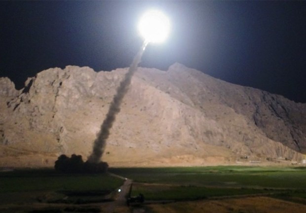 حمله موشکی سپاه سیلی محکمی به داعش بود
