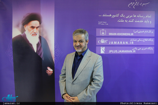 رحیمی: دفاع ظریف از دری اصفهانی ستودنی بود