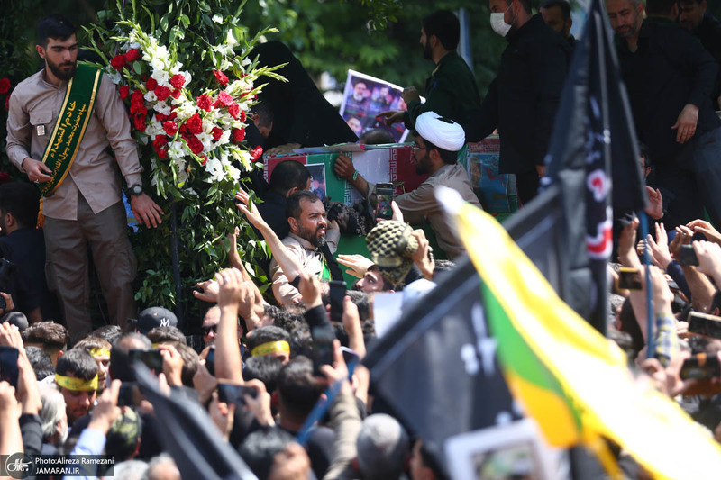 مراسم تشییع آیت الله رییسی و همراهانش-2