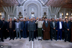 تجدید میثاق رئیس، اساتید و کارکنان دانشگاه آزاد اسلامی با آرمان های حضرت امام (س)