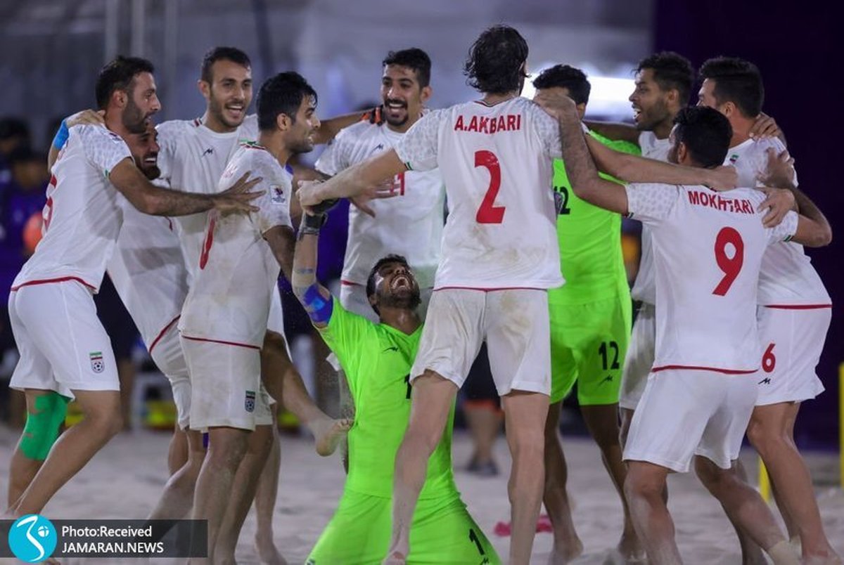 عکس| جشن قهرمانی تیم ملی فوتبال ساحلی ایران در آسیا