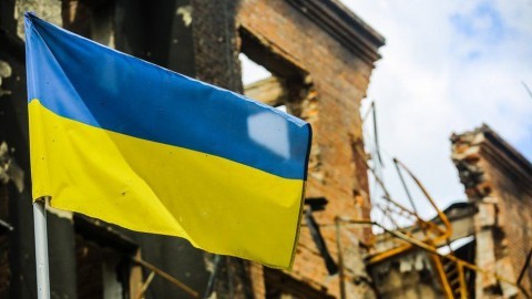 کی یف: پایان جنگ مشخص نیست/ اوکراین به «بزرگترین میدان مین جهان» تبدیل شده است 