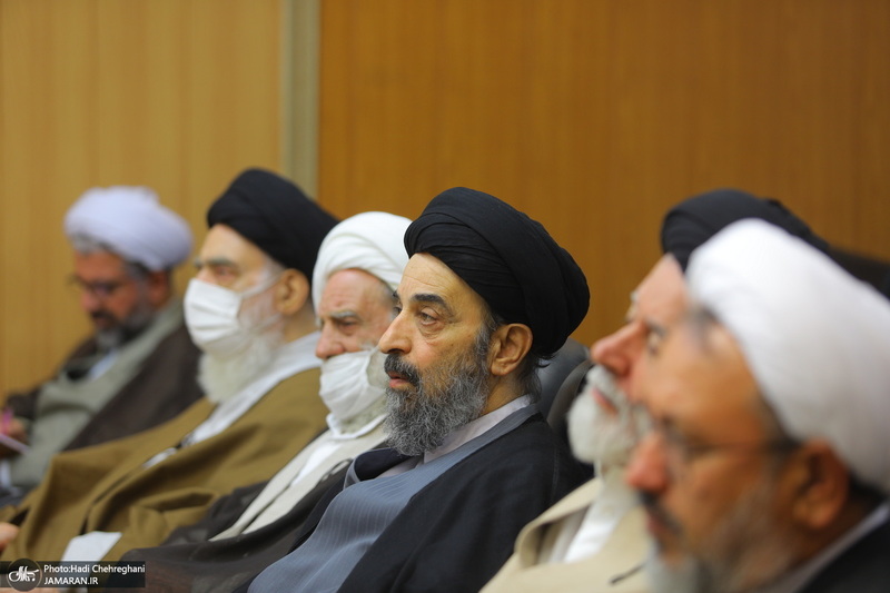 نشست تبیین مکتب امام خمینی با عنوان «جایگاه زن در مکتب فقهی امام(س)»