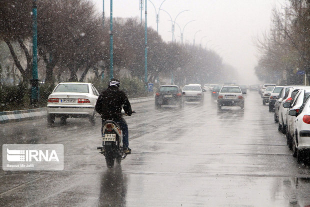 جاده‌های کردستان لغزنده است با احتیاط برانید