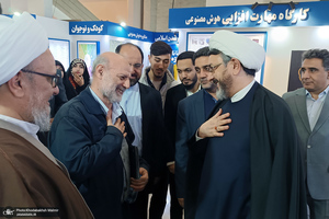 بازدید رئیس موسسه تنظیم و نشر آثار امام خمینی (س) از نمایشگاه بین المللی قرآن کریم