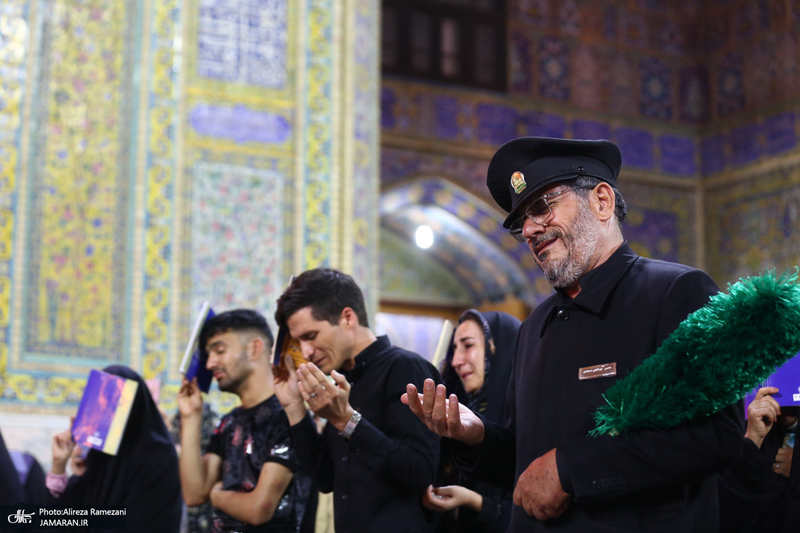 مراسم دعا و احیای شب بیست و یکم ماه رمضان در حرم امام رضا(ع)