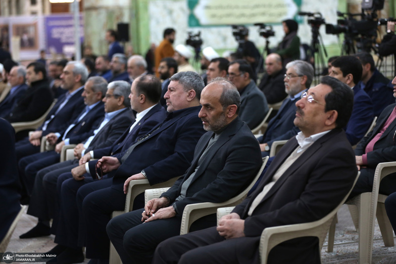 تجدید میثاق اعضای هیئت دولت با آرمان های امام خمینی (س) -2