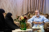 دیدار لاریجانی با خانوادهٔ سرداران شهید محرابی و شادمانی (7)
