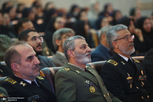 مراسم تجلیل از پرستاران و دانشجویان نمونه دانشکده پرستاری دانشگاه علوم پزشکی ارتش