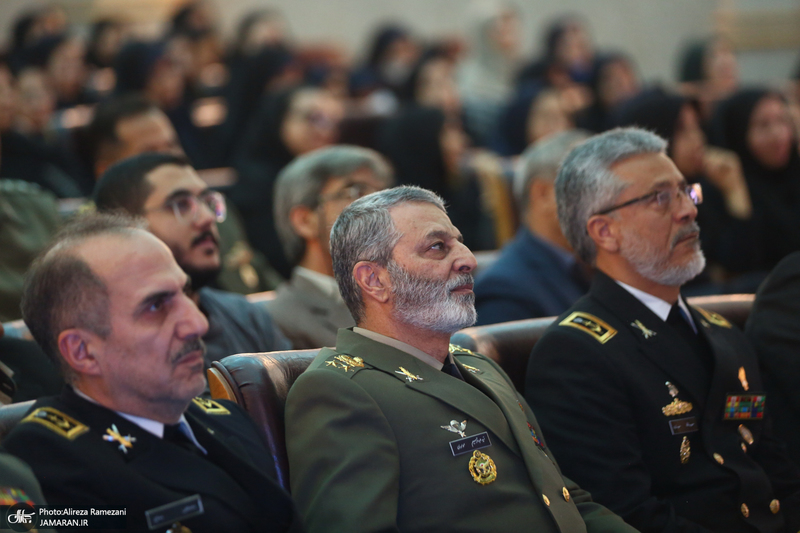 مراسم تجلیل از پرستاران و دانشجویان نمونه دانشکده پرستاری دانشگاه علوم پزشکی ارتش