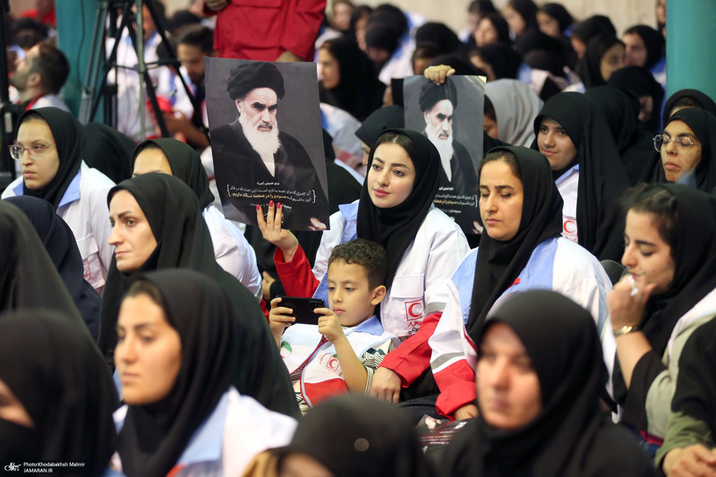 تجدیدمیثاق اعضای سازمان جوانان جمعیت هلال احمر با آرمان‌های امام خمینی(س)؛