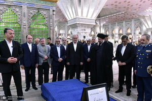 تجدید میثاق رئیس‌جمهور و اعضای دولت با آرمان‌های حضرت امام خمینی - 1