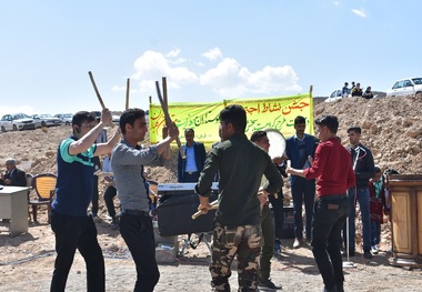 جشن « روز آسفیچ » شهرستان بهاباد برگزار شد