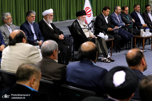 دیدار جمعی از شاعران و اهالی فرهنگ و ادب با رهبر معظم انقلاب